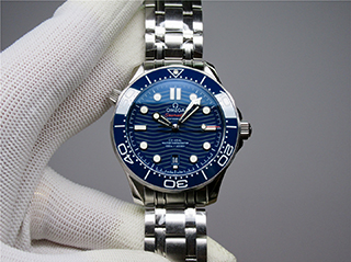 新款海马300米蓝面 42mm 陶瓷圈 钢带